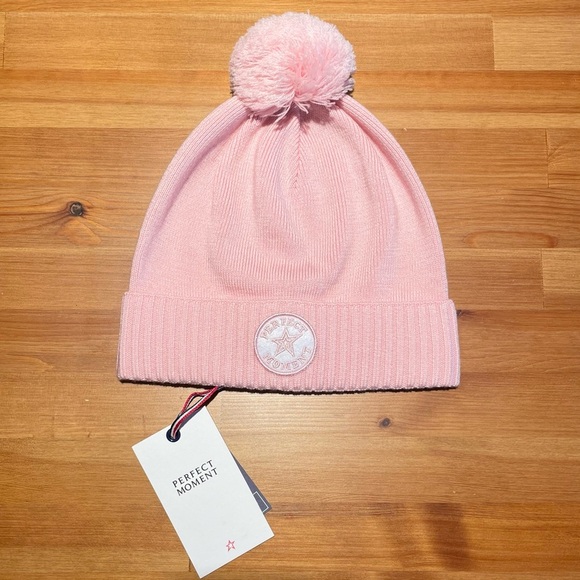 PERFECT MOMENT Patch Beanie Pure Pink NWT 100% Extrafine Merino Wool Pom Pom Hat - Picture 4 of 16